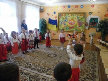 Дошкольное учебное заведение (ясли-сад) "Искорка"
