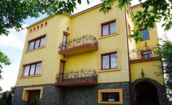 Пташеня. Дитячий простір