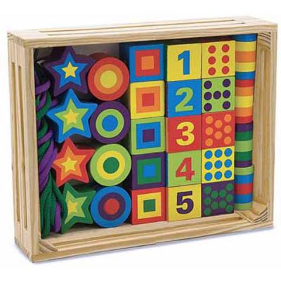 Развивающая игрушка Melissa&Doug Коробка со шнуровкой и звеньями (MD3775)