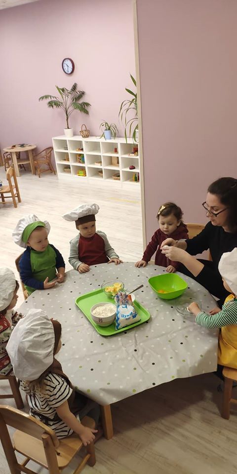 Детский садик "Apple Montessori"