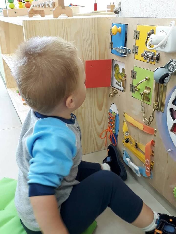 Монтессори садик KidsCan Львов
