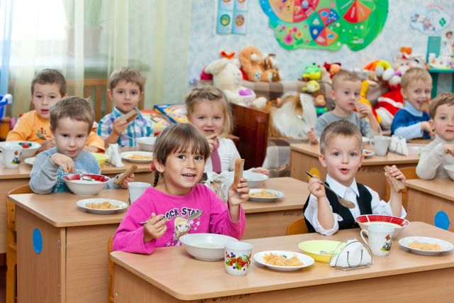 Дошкільний навчальний заклад №353 "Ялинка"