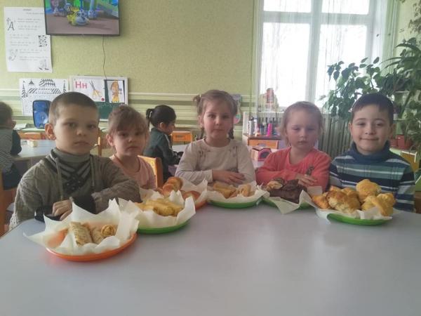 Учебно-воспитательное объединение (средняя школа I-III ступеней - дошкольное учебное заведение - внешкольное учебное заведение)