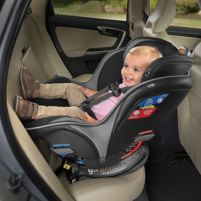 Автокрісло Chicco NextFit Zip Max Air Чорне із сірим (79671.46)