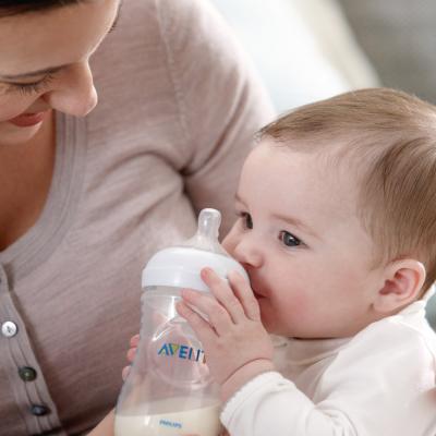 Бутылочка для кормления Philips AVENT Natural (SCF696/17)