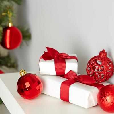 Елочная игрушка ColorWay Merry Christmas mix 24 шт (6 см) RED (CW-MCB624RED)