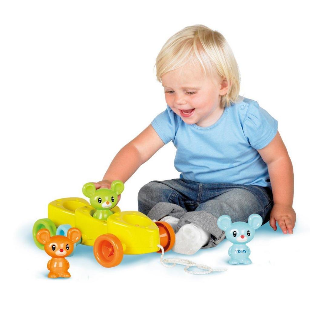Каталка Tomy Мышата в сыре (T72099)