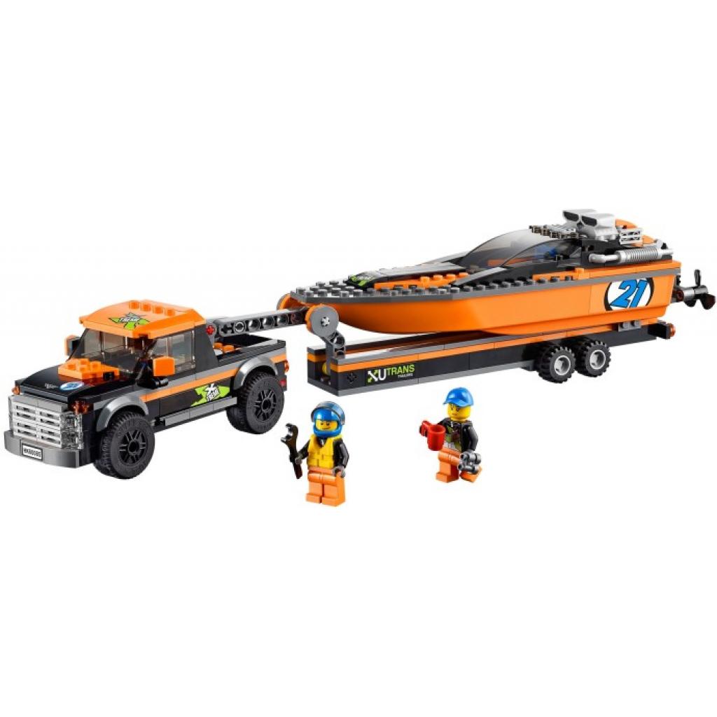 Конструктор LEGO City Внедорожник 4х4 с гоночным катером (60085)