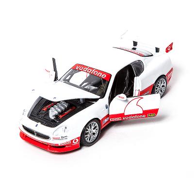 Машина Bburago MASERATI TROFEO (18-22097)