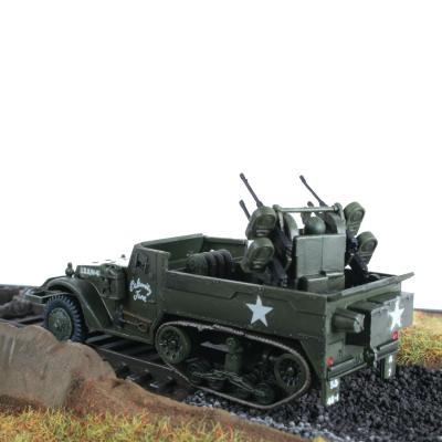 Сборная модель Revell Полугусеничный бронеавтомобиль Halftrack M16, 1:76 (3228)