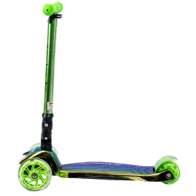 Скутер Bugs Hyper 2 Chameleon Green (6905614651508)