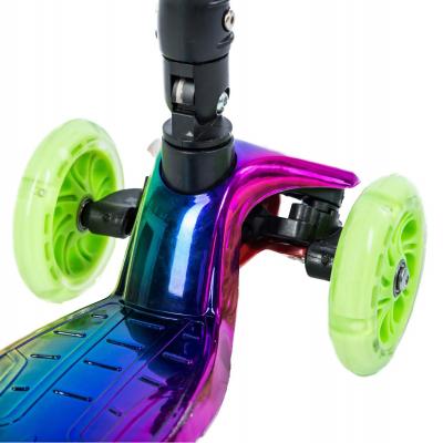 Скутер Bugs Hyper 2 Chameleon Green (6905614651508)