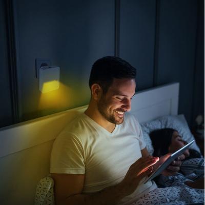 Светильник V-TAC SKU-20019, 0.45W, LED Night Light SAMSUNG Chip Square 3000K (3800157652544)