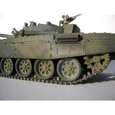 Танк Russian Army Tank T72 M1 VSTANK (A02105695)