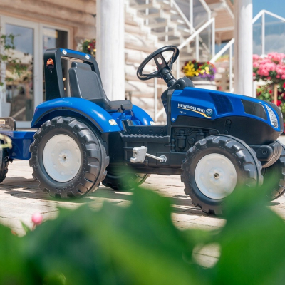 Веломобиль Falk New Holland трактор на педалях с прицепом Синий (3090B)